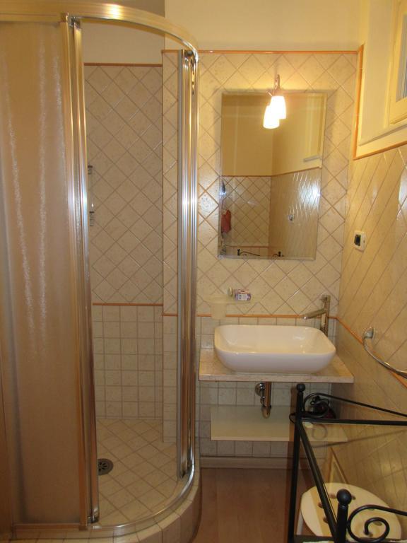 Mimi Apartment Lucca Room photo